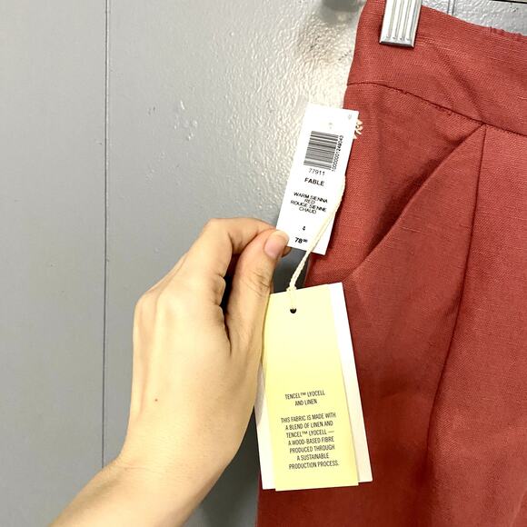 NEW Aritzia Wilfred Fable 3" Red Sienna Red Back Elastic Linen Mini Shorts 4 - Picture 2 of 8